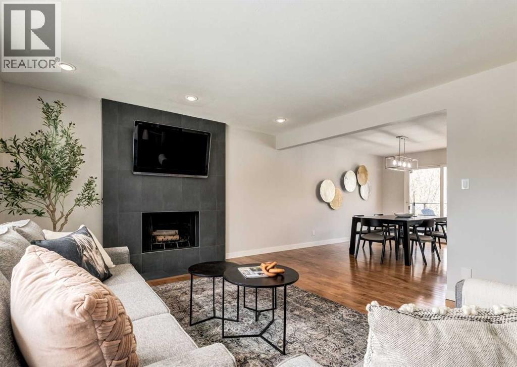 176 Mapleburn Drive SE, calgary, Alberta