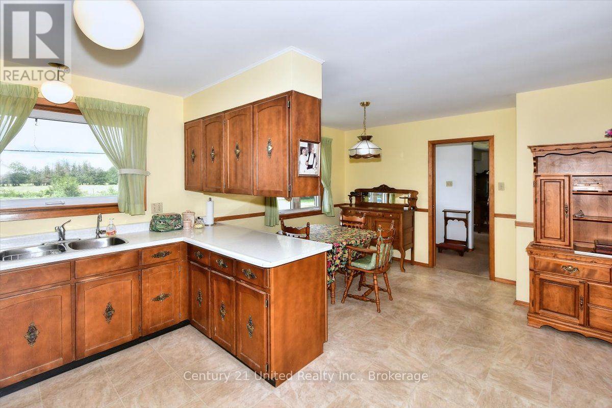 1541 County Road 4, Douro-Dummer, Ontario  K0L 3A0 - Photo 11 - X13640950