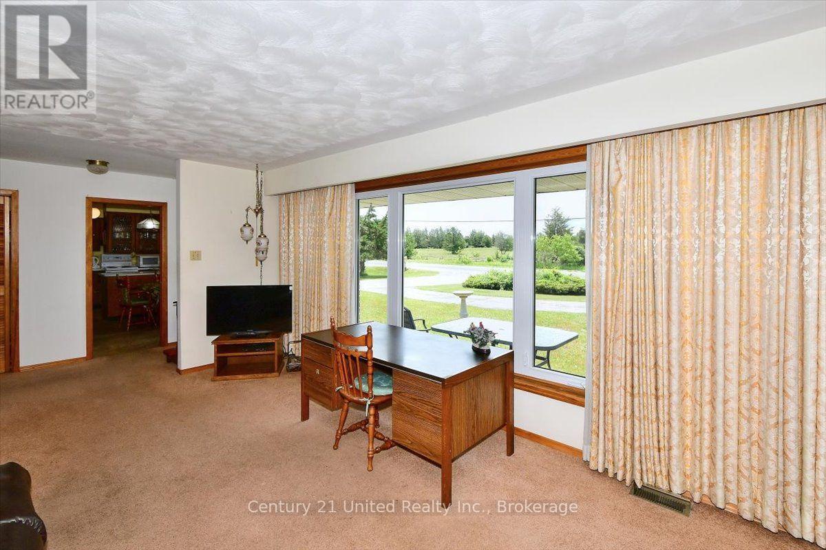 1541 County Road 4, Douro-Dummer, Ontario  K0L 3A0 - Photo 6 - X13640950