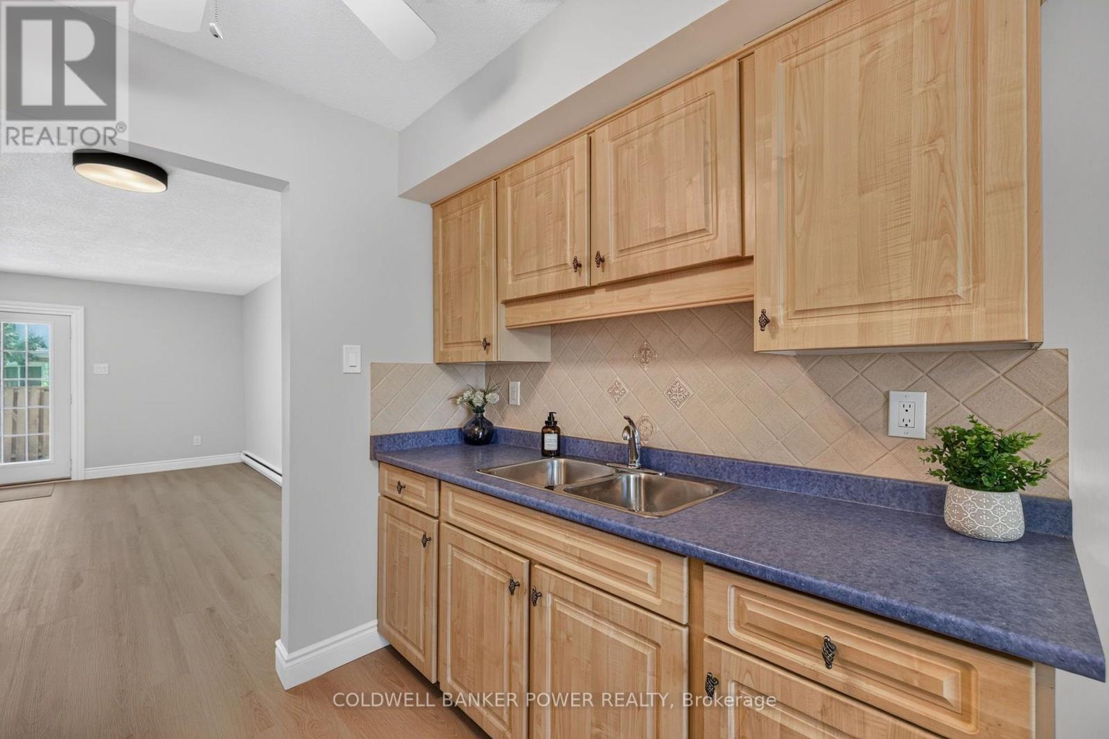 112 Monmore Road, London North, Ontario N6G 3B3 - Photo 11 - X13640970