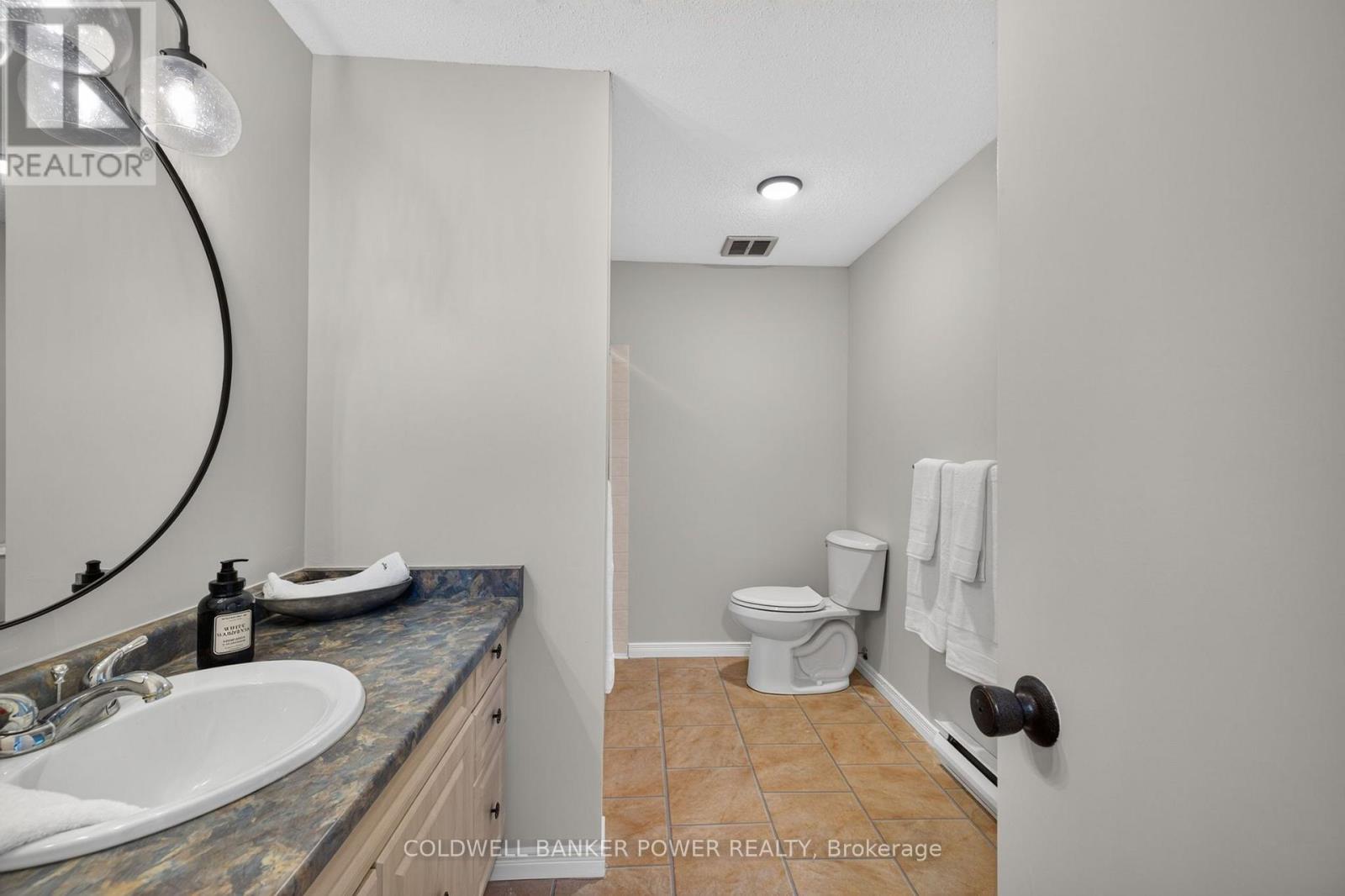 112 Monmore Road, London North, Ontario N6G 3B3 - Photo 23 - X13640970