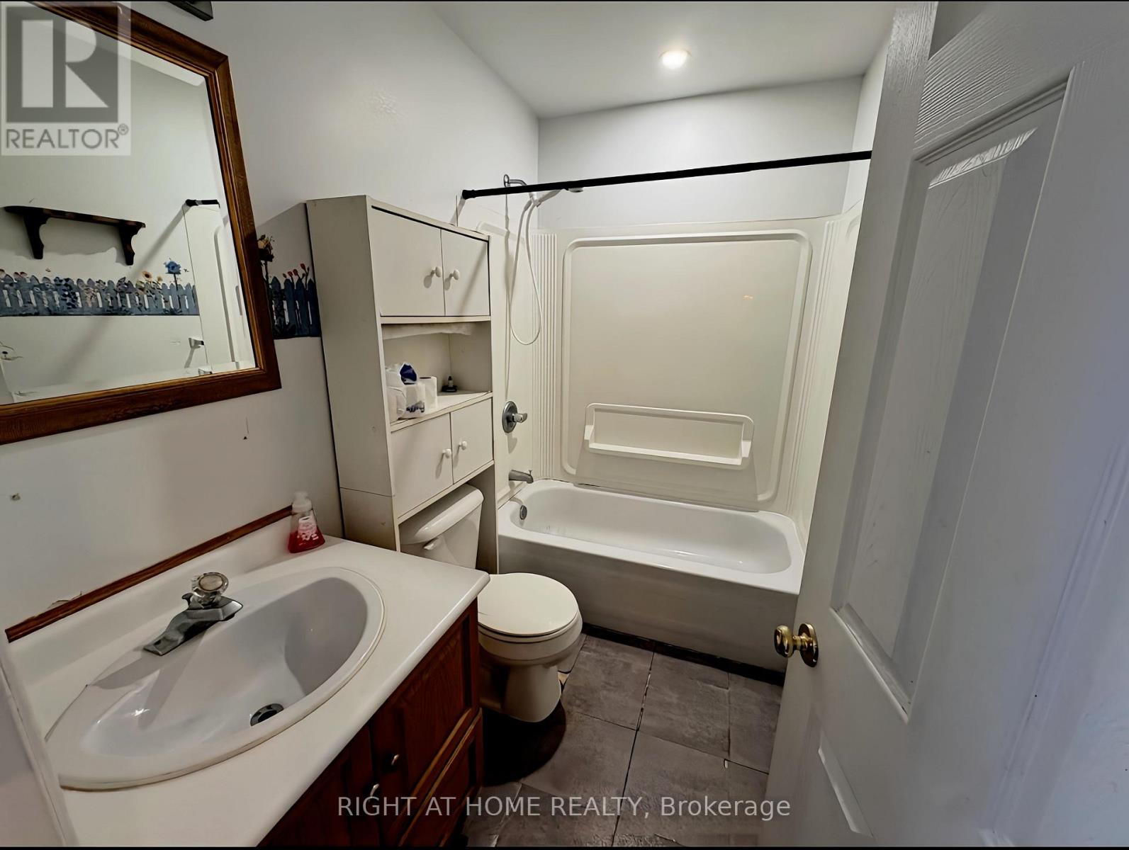 113 Anglesea Street, Goderich, Ontario  N7A 1V2 - Photo 9 - X13641038