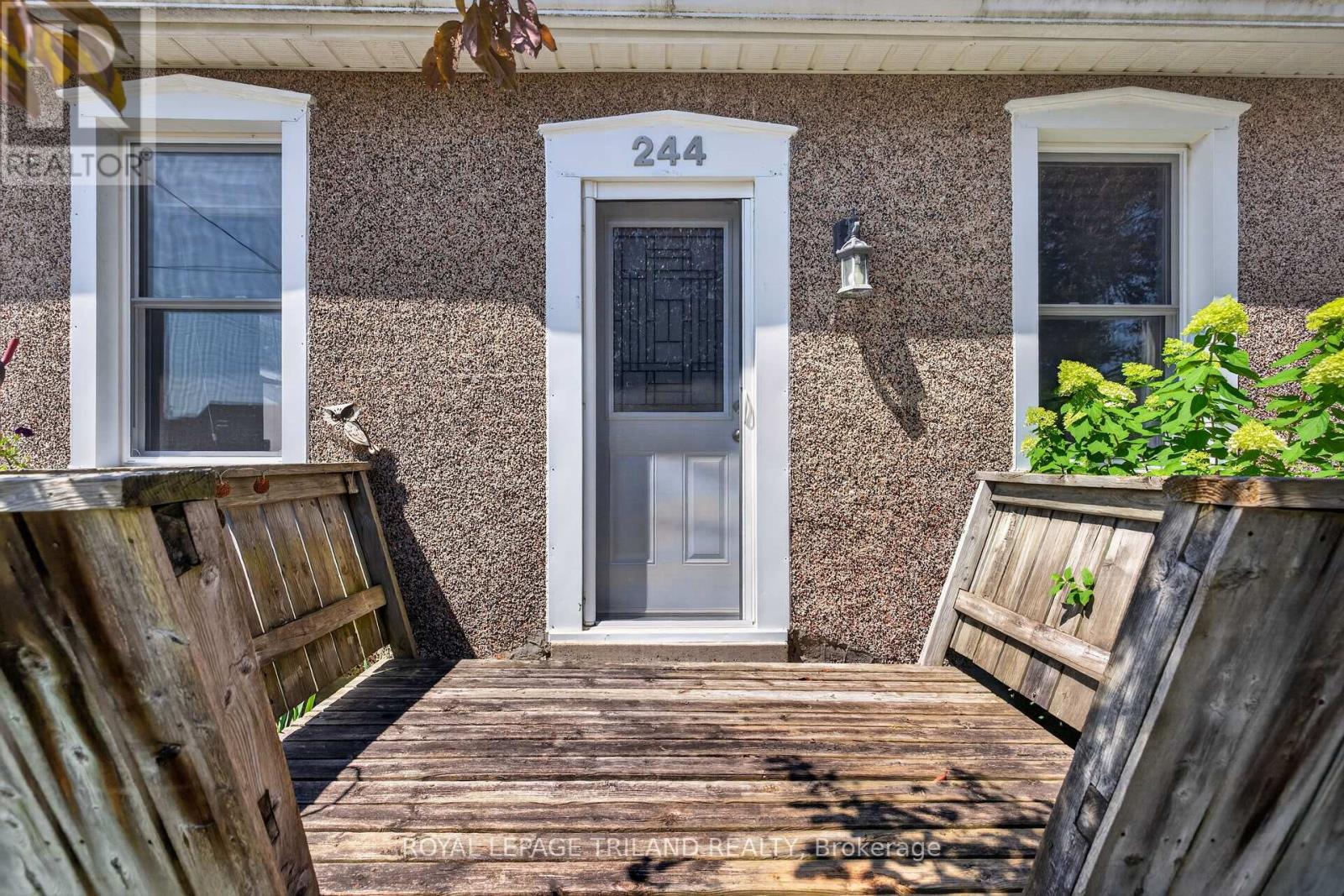 244 West Street, Central Elgin, Ontario  N0L 1B0 - Photo 4 - X13641044