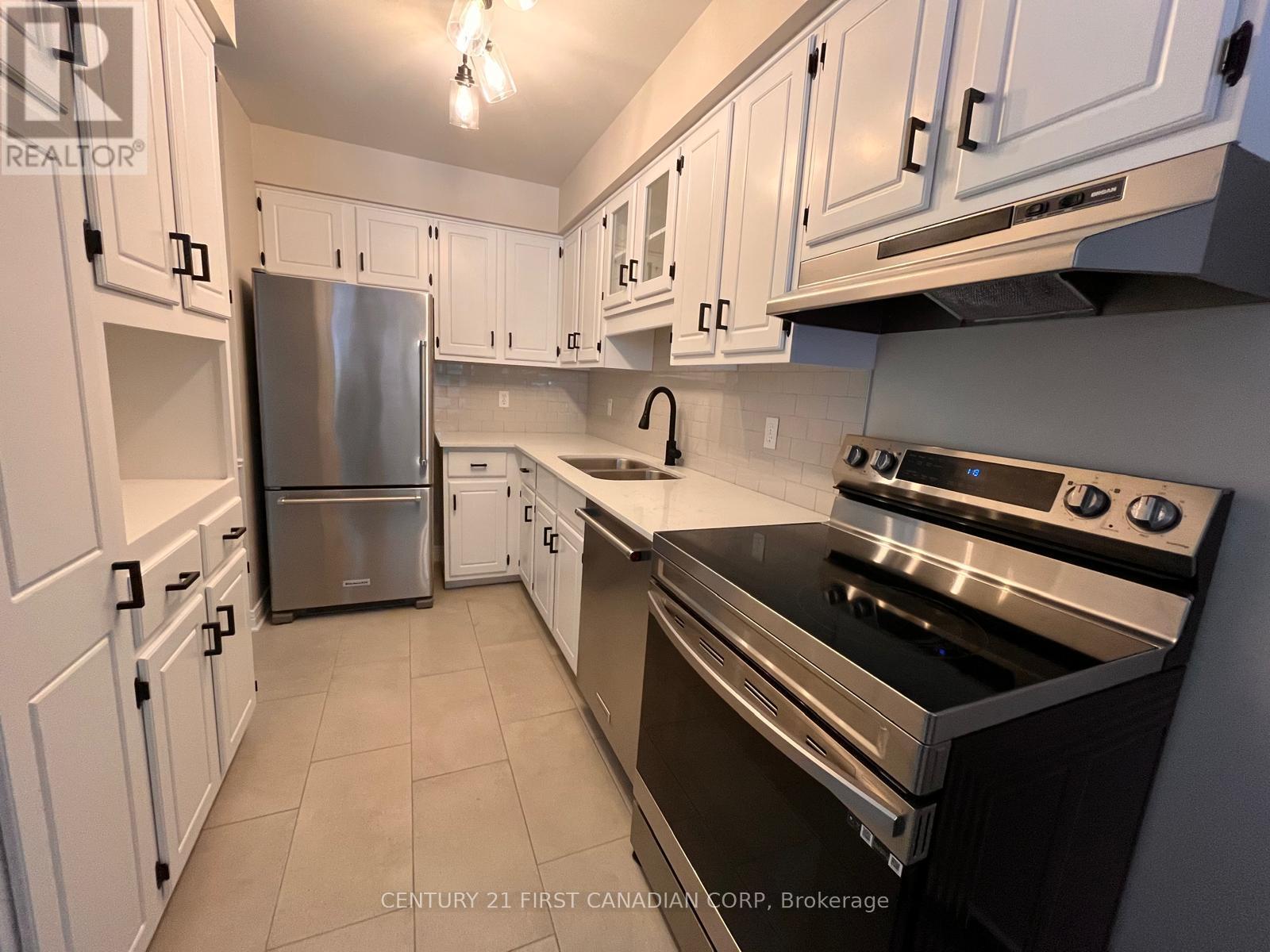 8 - 189 Homestead Crescent, London North, Ontario  N6G 2E6 - Photo 4 - X13641084