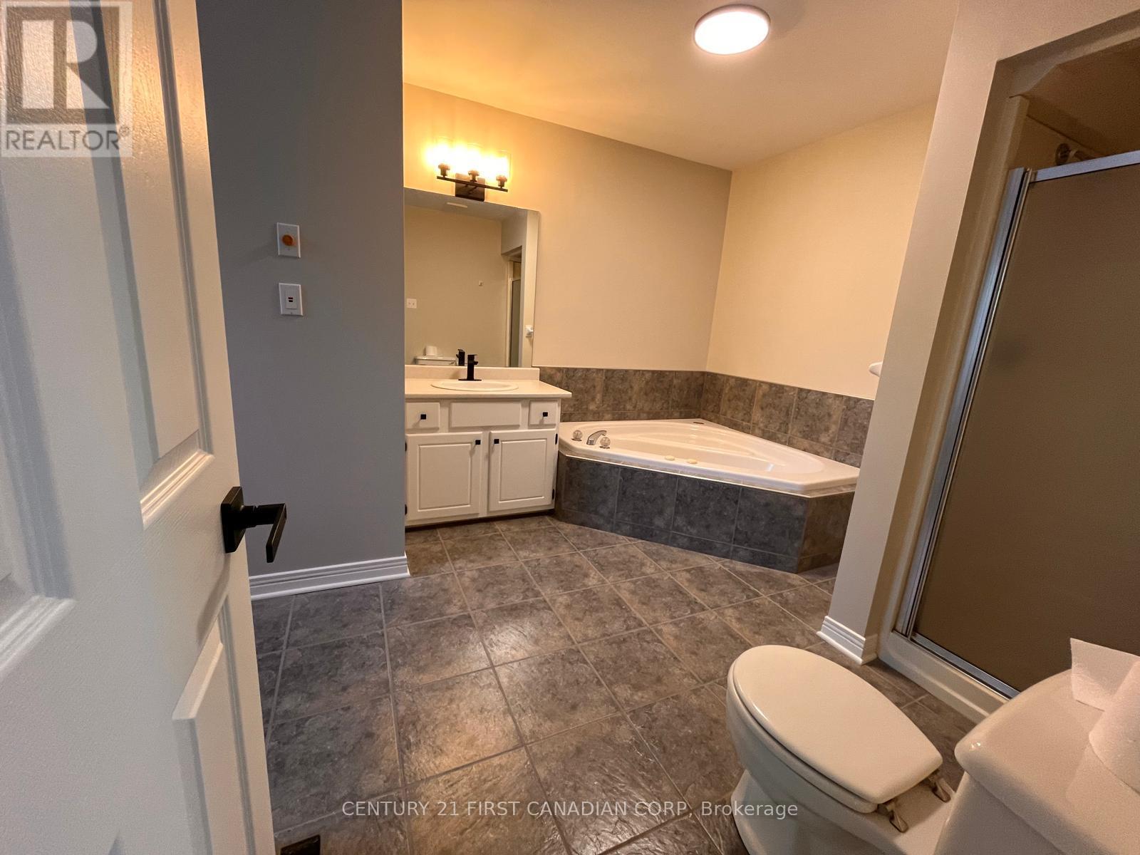 8 - 189 Homestead Crescent, London North, Ontario  N6G 2E6 - Photo 7 - X13641084