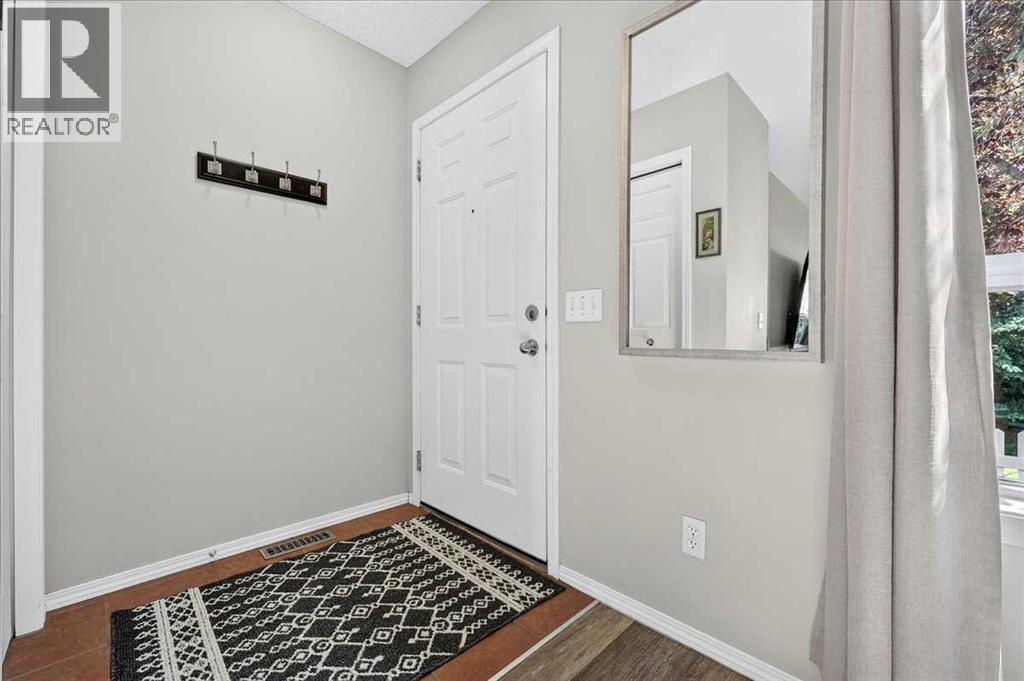 68 Tuscany Court NW, Calgary, Alberta  T3L 2Z1 - Photo 8 - A2326817