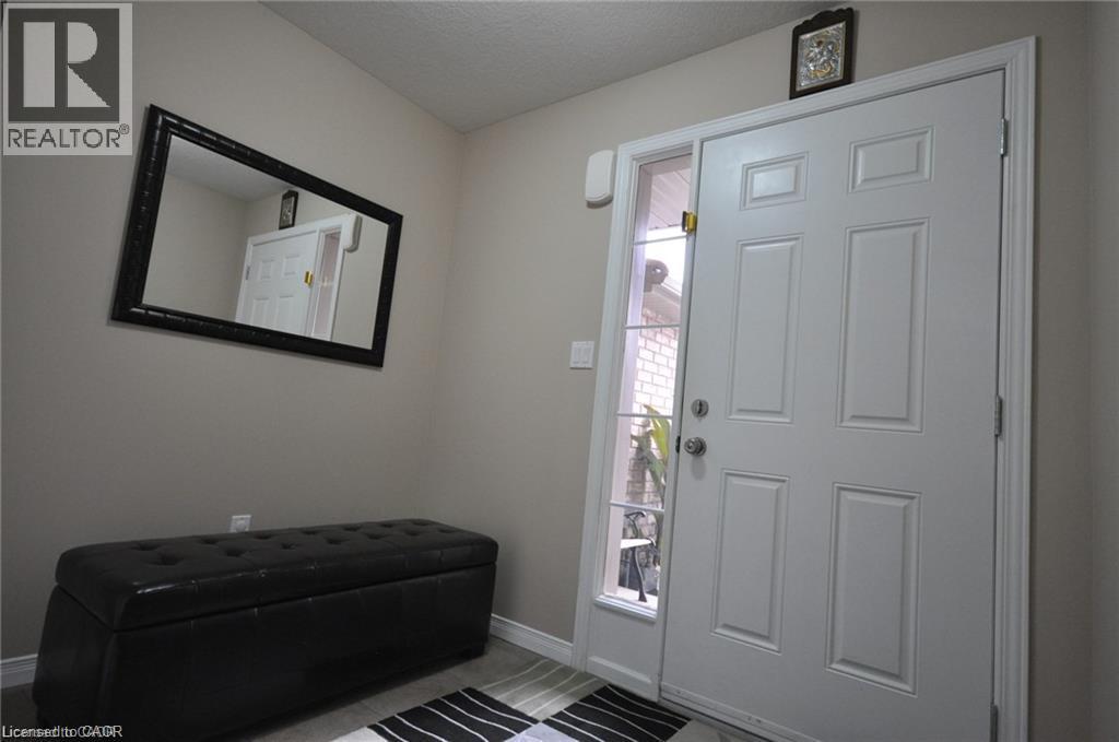 294 Briarmeadow Drive, Kitchener, Ontario  N2A 4L1 - Photo 4 - 40852780