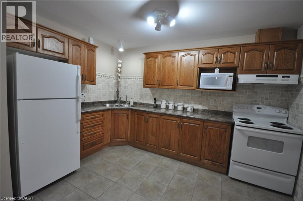 294 Briarmeadow Drive, Kitchener, Ontario  N2A 4L1 - Photo 8 - 40852780