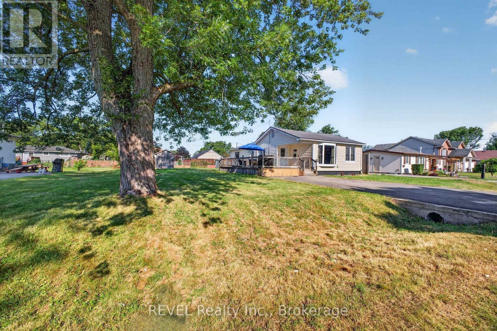 435 Grandview Road, Fort Erie, Ontario L2A 4T6 - Photo 4 - X13640992