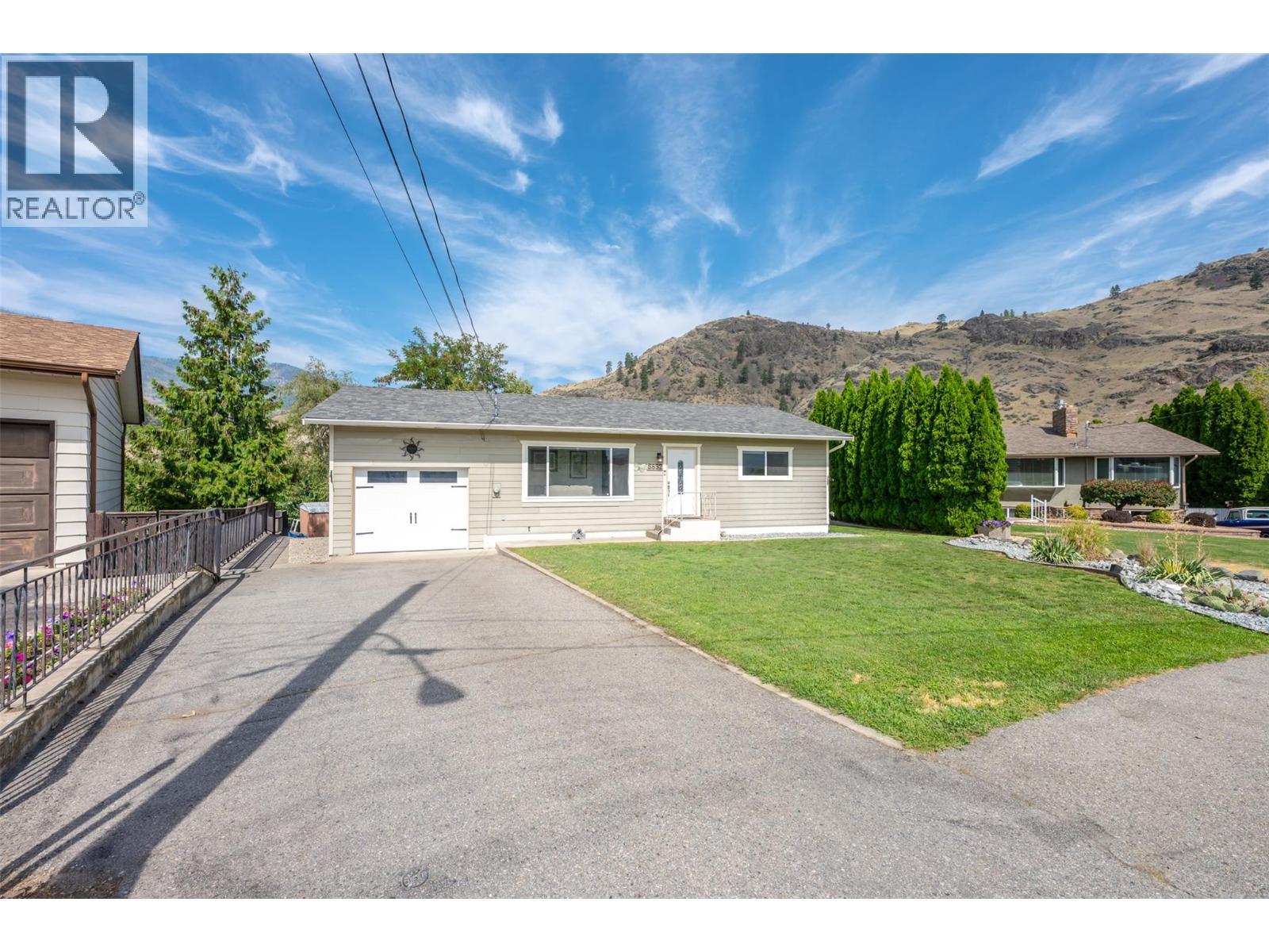 5852 FAIRVIEW Place, Oliver, British Columbia