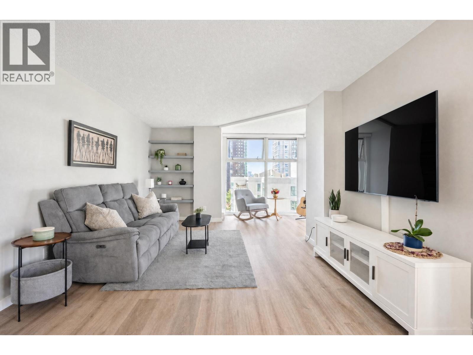 B901 1331 Homer Street, Vancouver, British Columbia V6B 5M5 - Photo 4 - R3152817