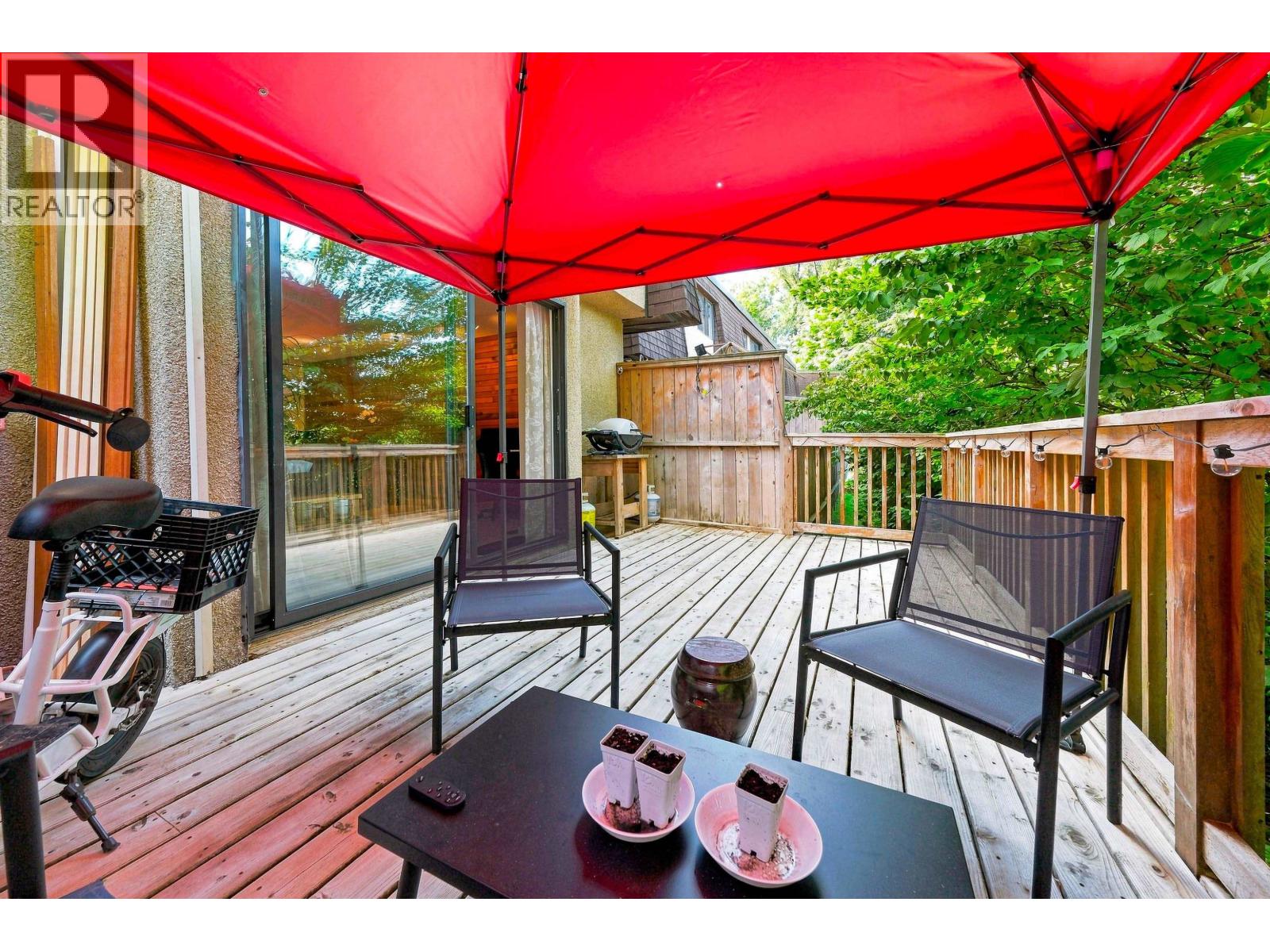 877 Old Lillooet Road, North Vancouver, British Columbia V7J 2H6 - Photo 15 - R3152821