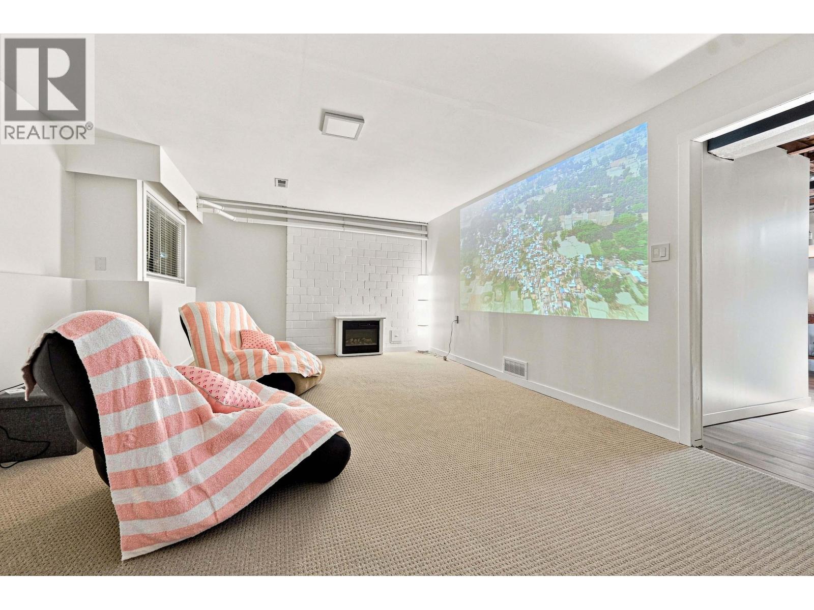 877 Old Lillooet Road, North Vancouver, British Columbia V7J 2H6 - Photo 27 - R3152821