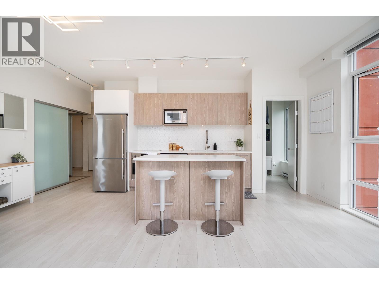 601 691 North Road, Coquitlam, British Columbia V3J 0H9 - Photo 4 - R3152851