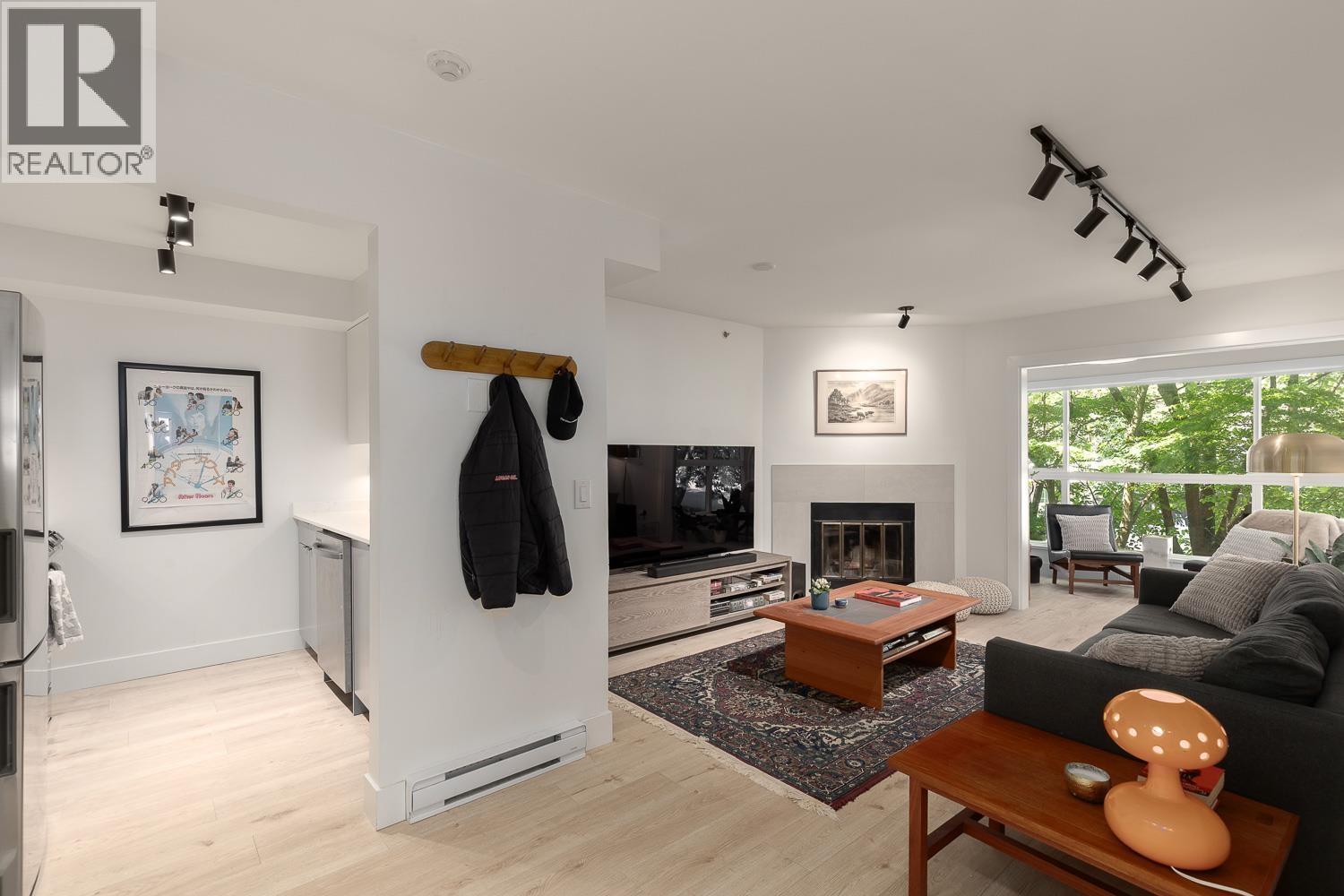 203 2272 Dundas Street, Vancouver, British Columbia  V5L 1J8 - Photo 2 - R3152857