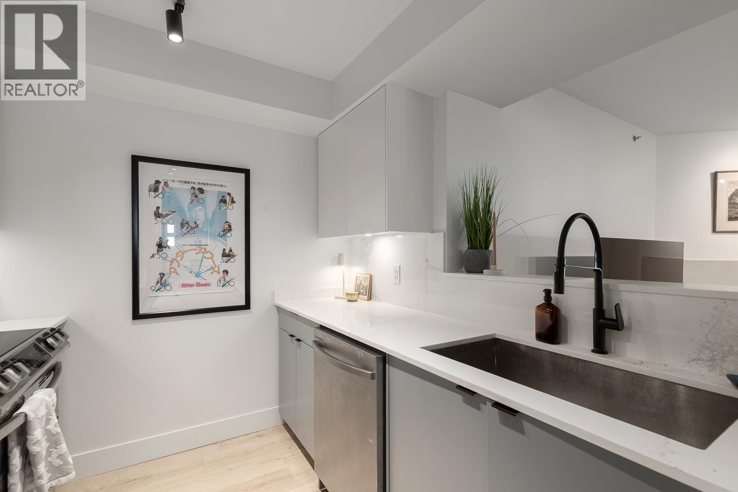 203 2272 Dundas Street, Vancouver, British Columbia  V5L 1J8 - Photo 8 - R3152857