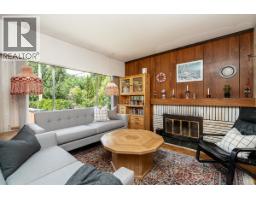 3554 HASTINGS STREET, Port Coquitlam, British Columbia