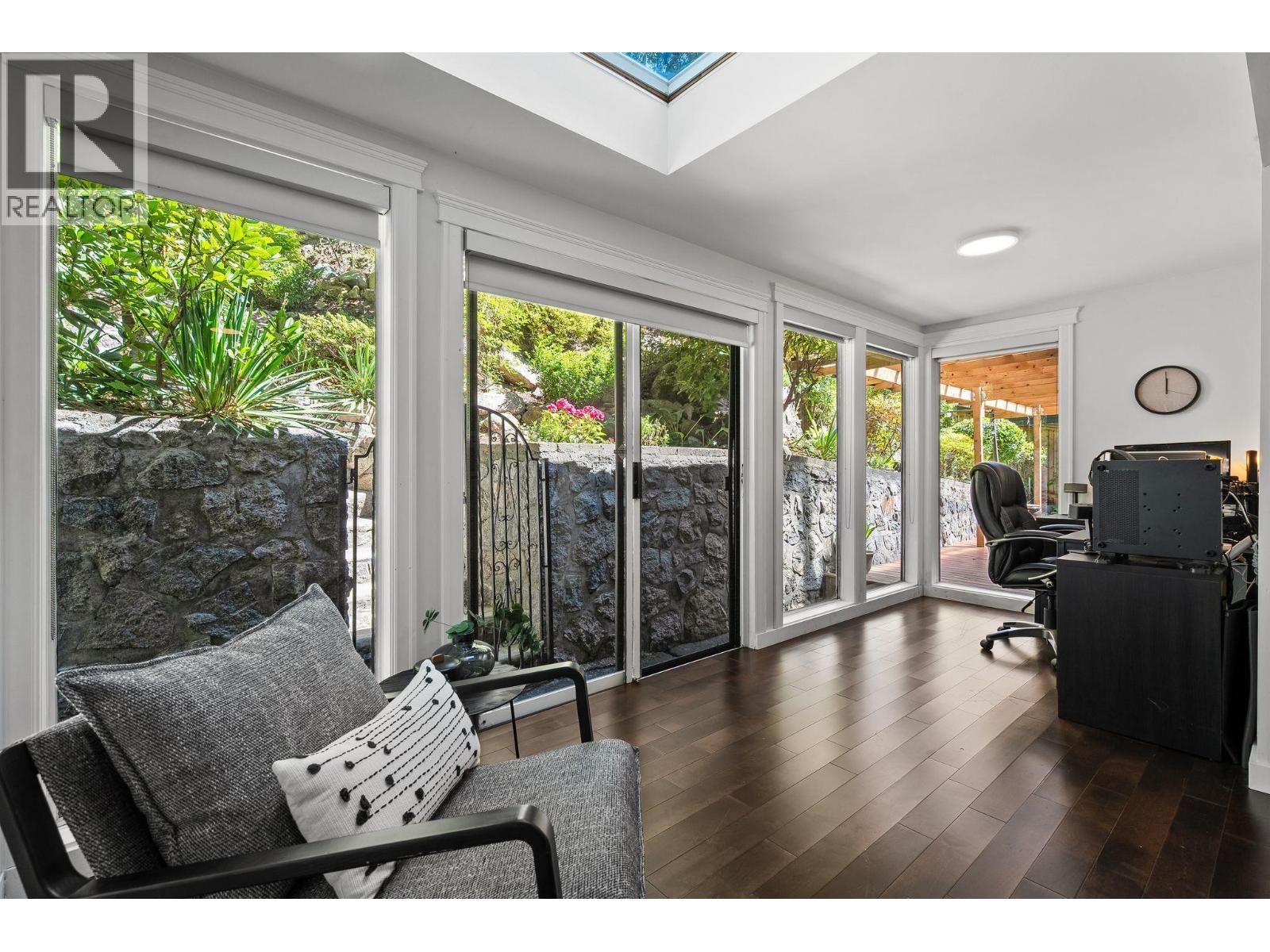 4066 Norwood Avenue, North Vancouver, British Columbia  V7N 3R3 - Photo 14 - R3152869