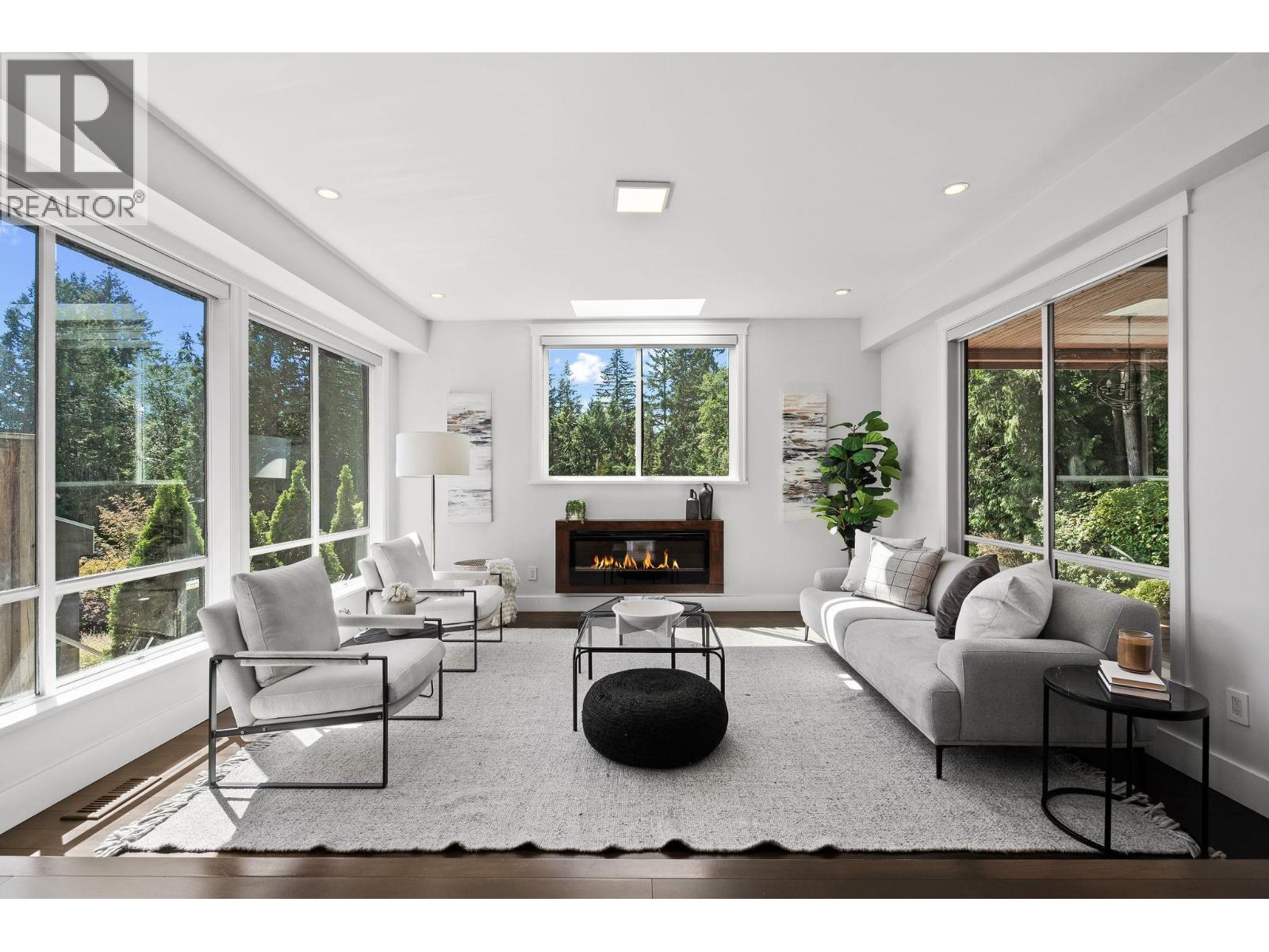 4066 Norwood Avenue, North Vancouver, British Columbia  V7N 3R3 - Photo 5 - R3152869