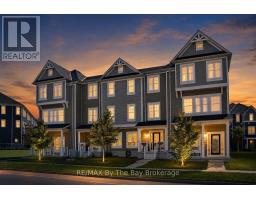 16 VILLAGE GATE DRIVE, Wasaga Beach, Ontario