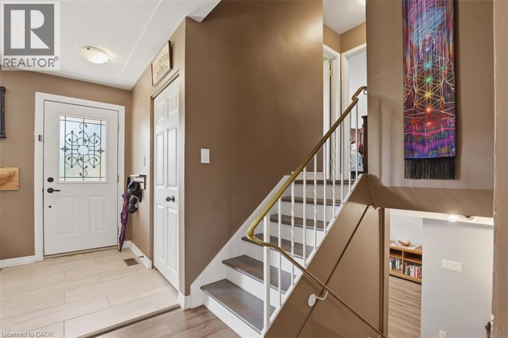 149 Avondale Road, Cambridge, Ontario  N3C 2E5 - Photo 8 - 40853411