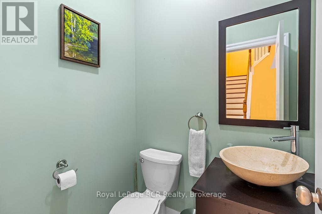 758335 Girl Guide Road, Georgian Bluffs, Ontario  N4K 5N7 - Photo 16 - X13640986
