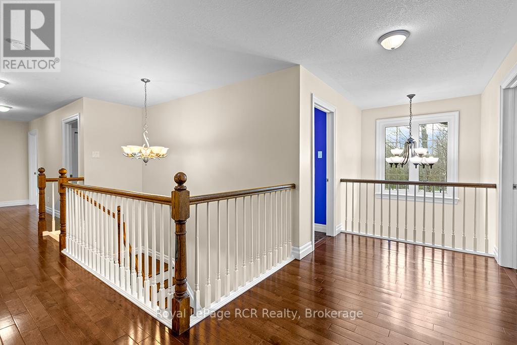 758335 Girl Guide Road, Georgian Bluffs, Ontario  N4K 5N7 - Photo 17 - X13640986