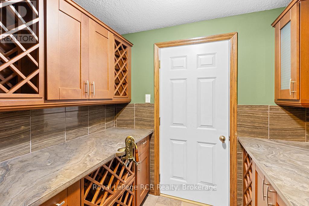 758335 Girl Guide Road, Georgian Bluffs, Ontario  N4K 5N7 - Photo 38 - X13640986