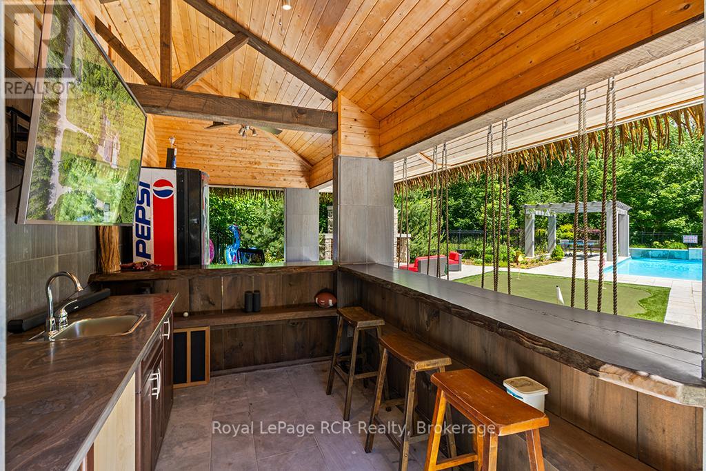 758335 Girl Guide Road, Georgian Bluffs, Ontario  N4K 5N7 - Photo 48 - X13640986
