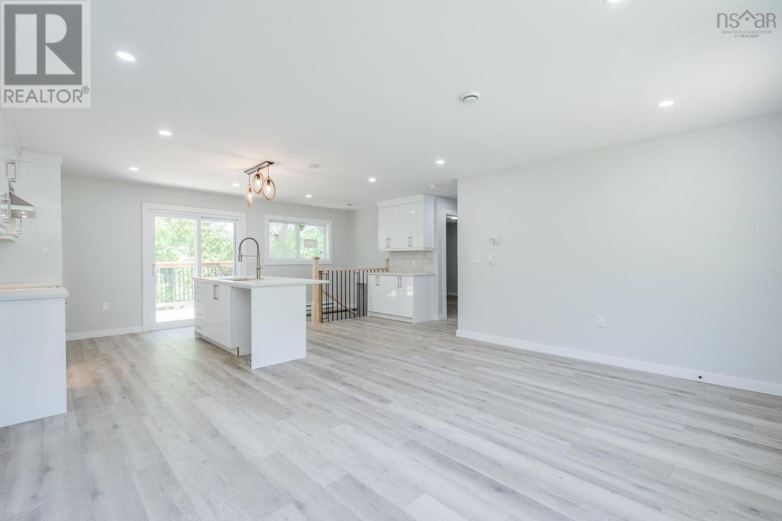 27 Meadowview Drive, Bedford, Nova Scotia  B4A 2C3 - Photo 6 - 202614438