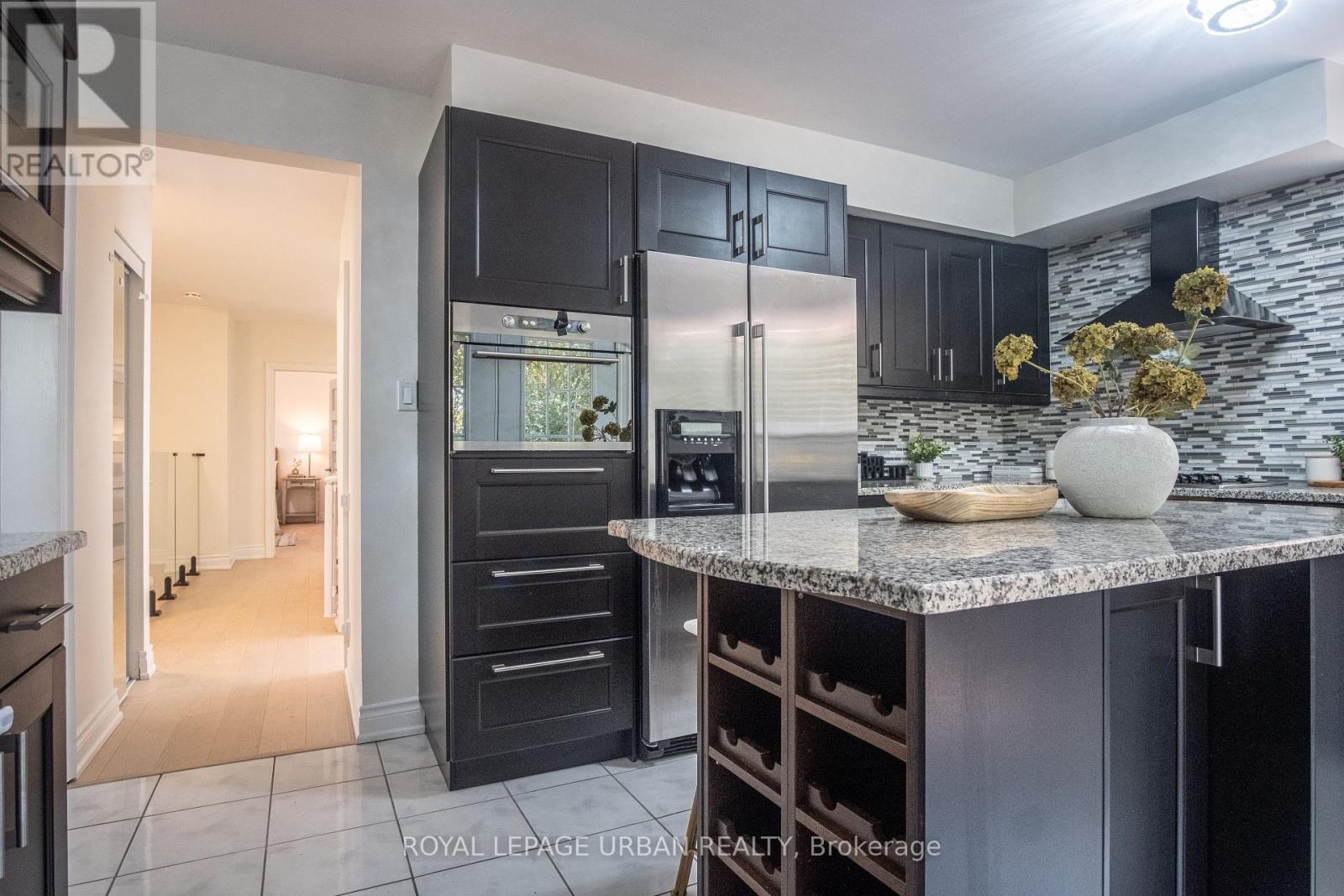 17 Valentine Drive, Toronto, Ontario  M3A 3J5 - Photo 20 - C13519950