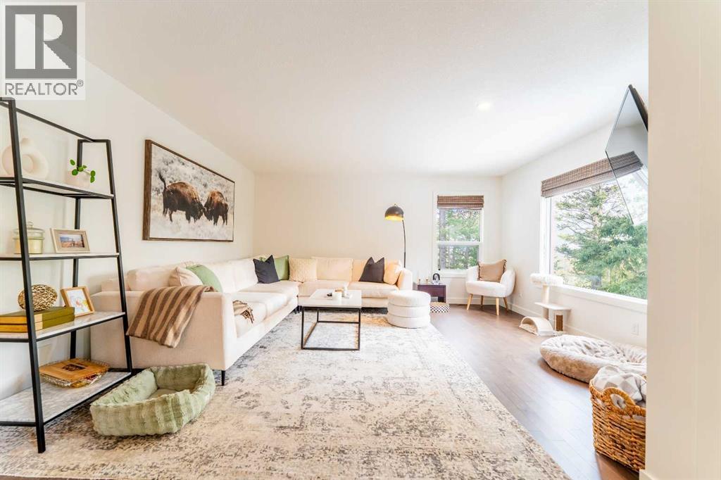 F, 2 Otter Lane, Banff, Alberta  T1L 1H1 - Photo 13 - A2314307