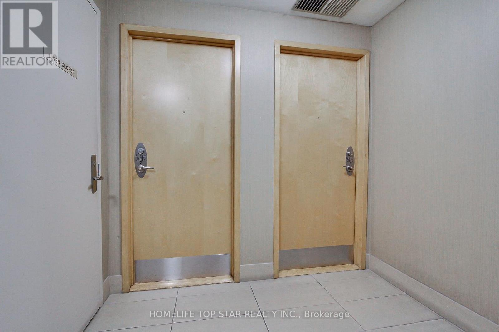 1323 - 18 Mondeo Drive, Toronto, Ontario  M1P 5C8 - Photo 37 - E13640326