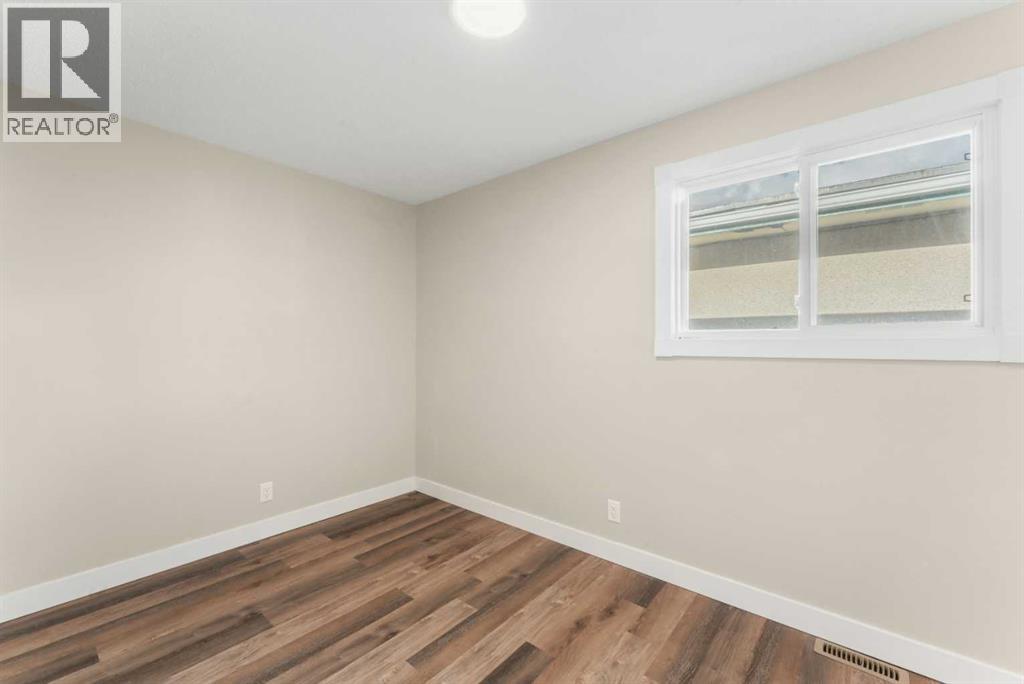 7609 36 Avenue NW, Calgary, Alberta  T3B 2P3 - Photo 21 - A2320181