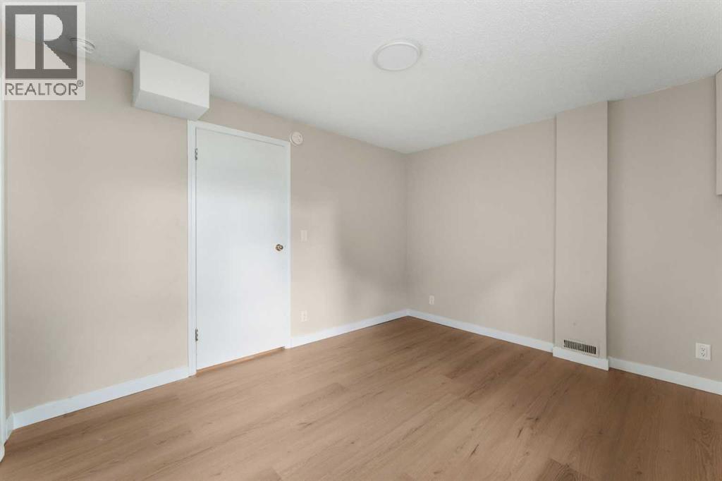 7609 36 Avenue NW, Calgary, Alberta  T3B 2P3 - Photo 32 - A2320181