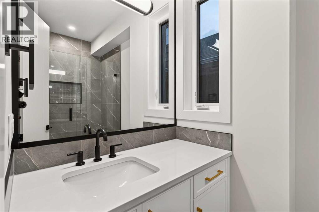 727 15 Street NW, Calgary, Alberta  T2N 2B3 - Photo 39 - A2321956