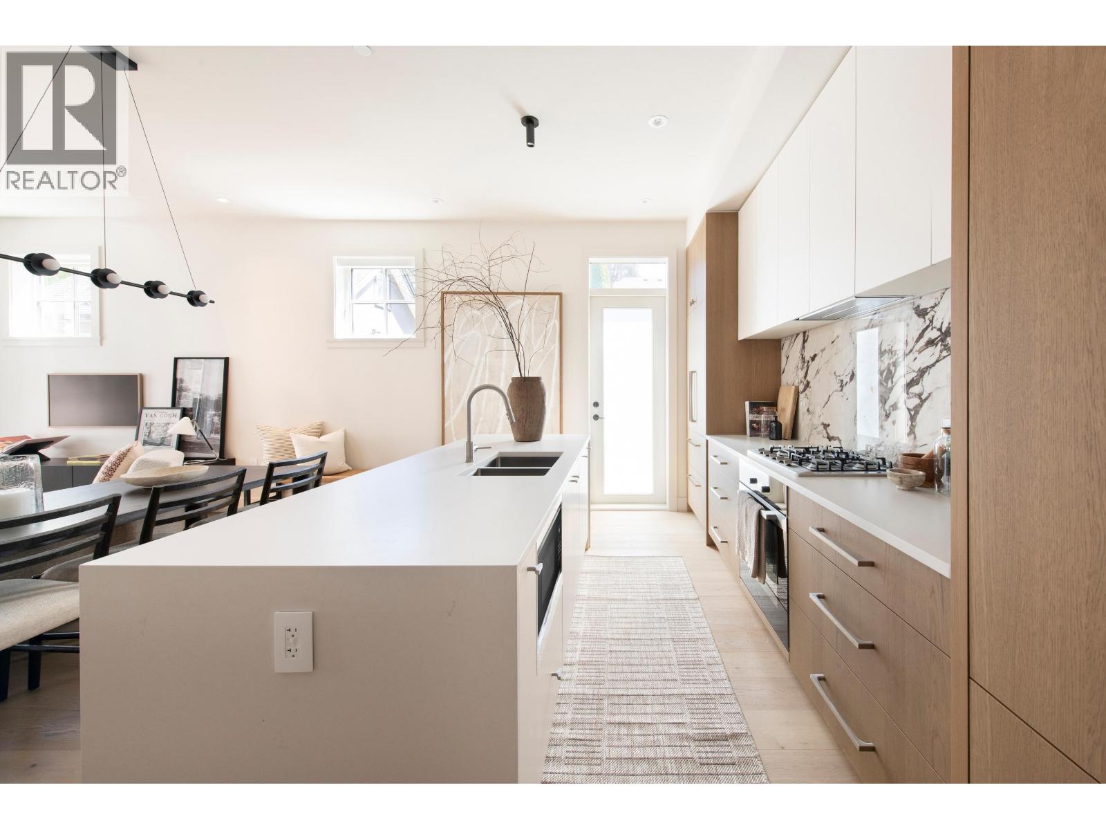 2 2119 W West 18th Avenue, Vancouver, British Columbia  V6L 1A3 - Photo 3 - R3152548