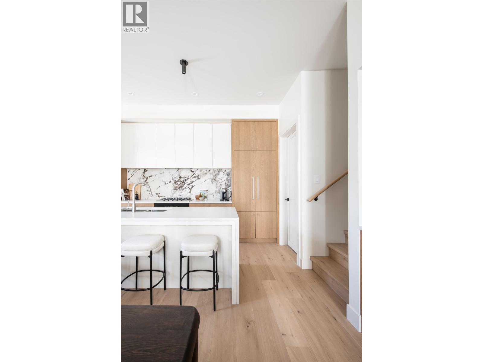 2 2119 W West 18th Avenue, Vancouver, British Columbia  V6L 1A3 - Photo 8 - R3152548
