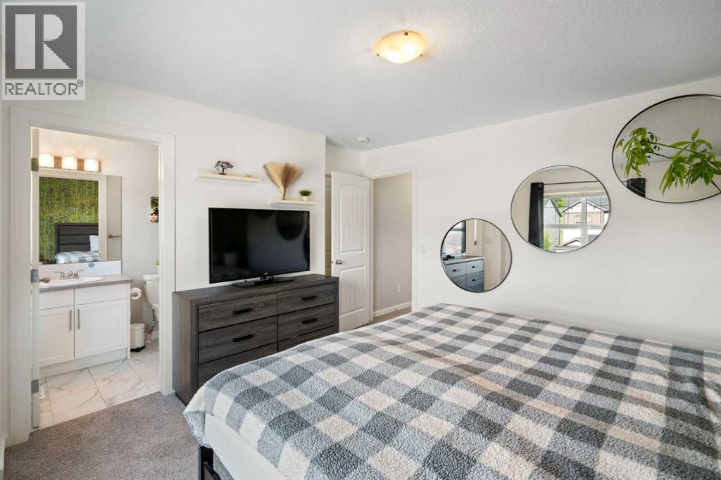 28 Heritage Vista, Cochrane, Alberta  T4C 2N6 - Photo 19 - A2326868