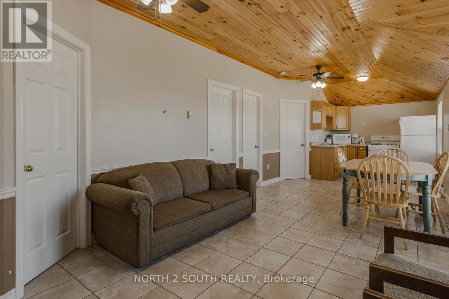 14-42 Bluewater Road, Georgian Bay, Ontario  P0E 1E0 - Photo 22 - X13640630