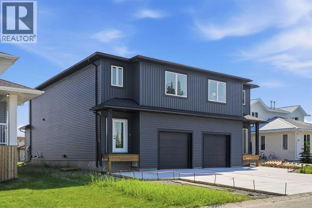609a 5 Avenue SW, Sundre, Alberta  T0M 1X0 - Photo 2 - A2329000