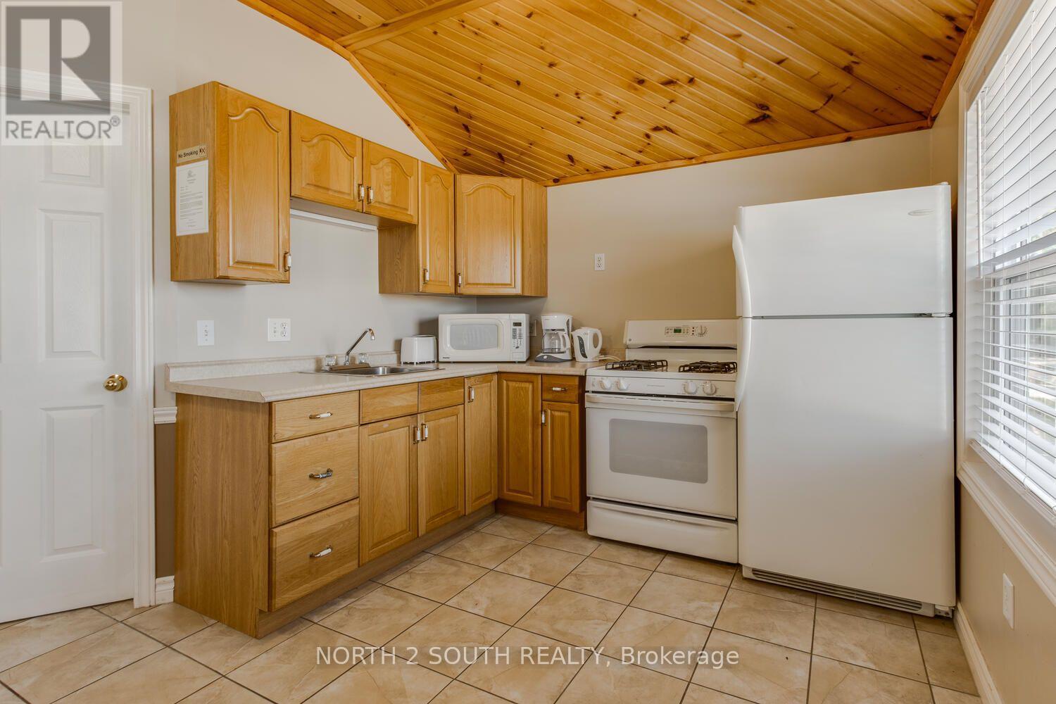 14-42 Bluewater Road, Georgian Bay, Ontario  P0E 1E0 - Photo 23 - X13640630