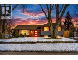 33 FAIRLAWN Road, kitchener, Ontario