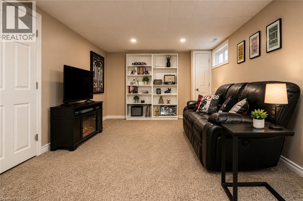 33 Fairlawn Road, Kitchener, Ontario  N2C 1X8 - Photo 33 - 40852937
