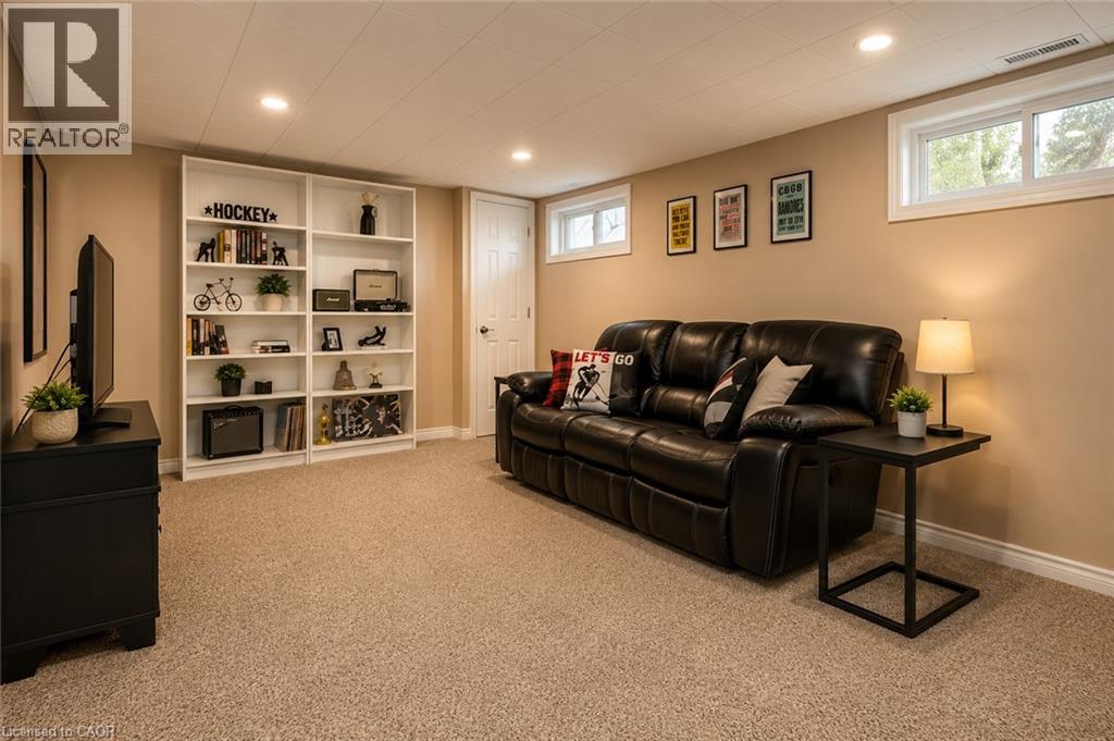 33 Fairlawn Road, Kitchener, Ontario  N2C 1X8 - Photo 35 - 40852937