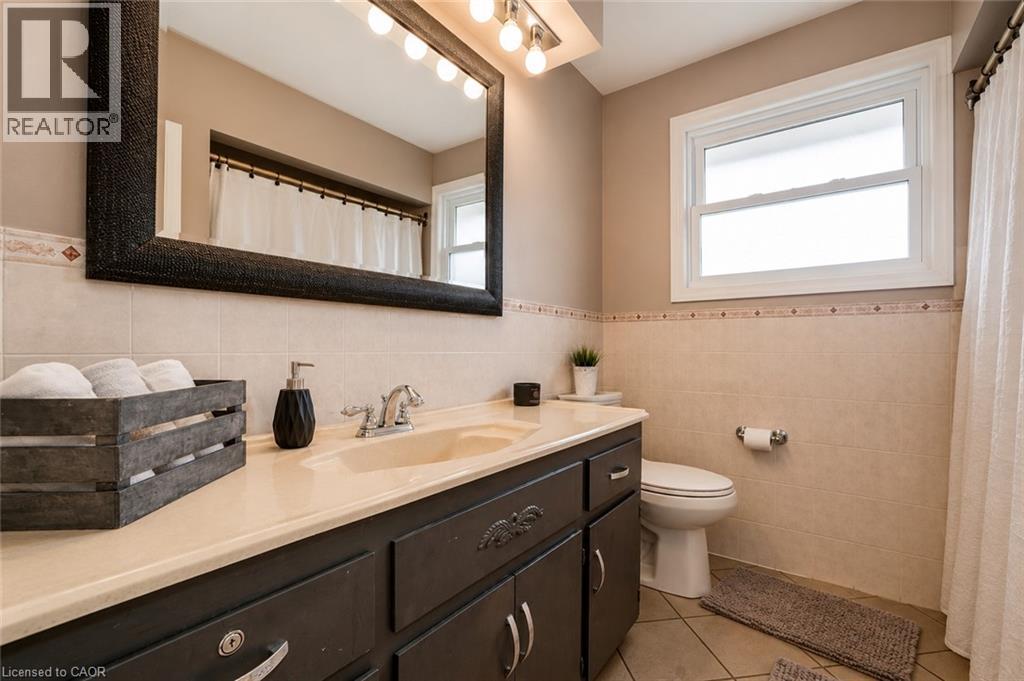 33 Fairlawn Road, Kitchener, Ontario  N2C 1X8 - Photo 25 - 40852937