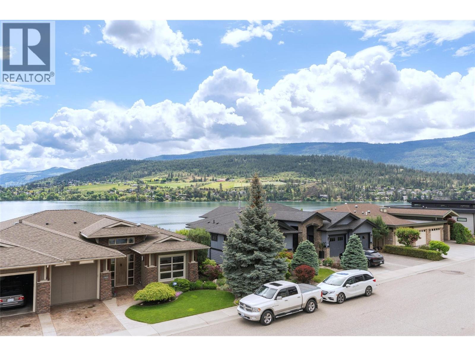 7938 Graystone Drive, Coldstream, British Columbia  V1B 4A9 - Photo 5 - 10385615