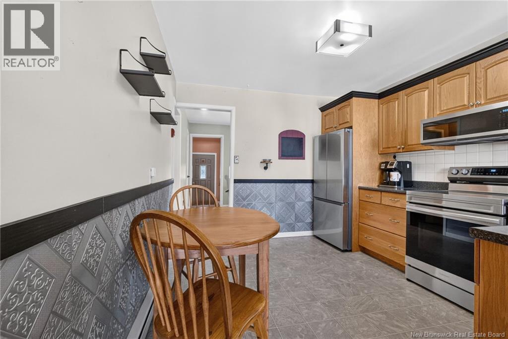 196 Waverley Avenue, Moncton, New Brunswick  E1C 7V4 - Photo 7 - NB145401