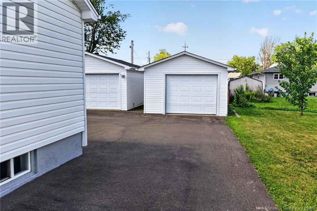 196 Waverley Avenue, Moncton, New Brunswick  E1C 7V4 - Photo 35 - NB145401