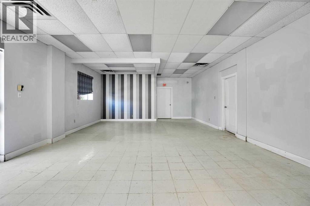 123 123 Avenue SW, Calgary, Alberta  T3C 0M6 - Photo 7 - A2319887